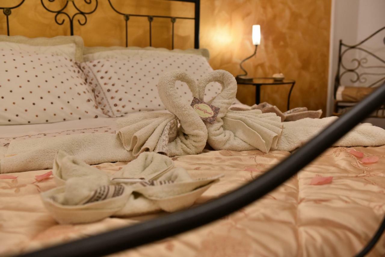 Bed and Breakfast Fiori E Coccole Noto Exterior foto